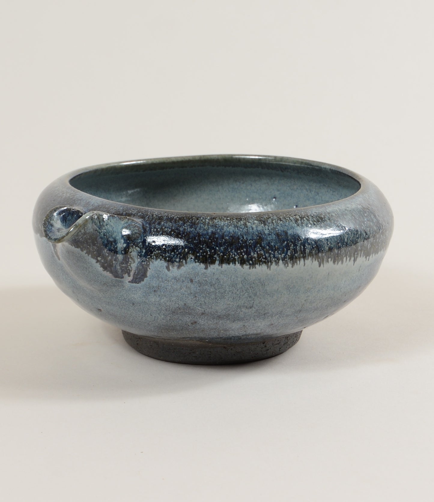 Spouted Bowl